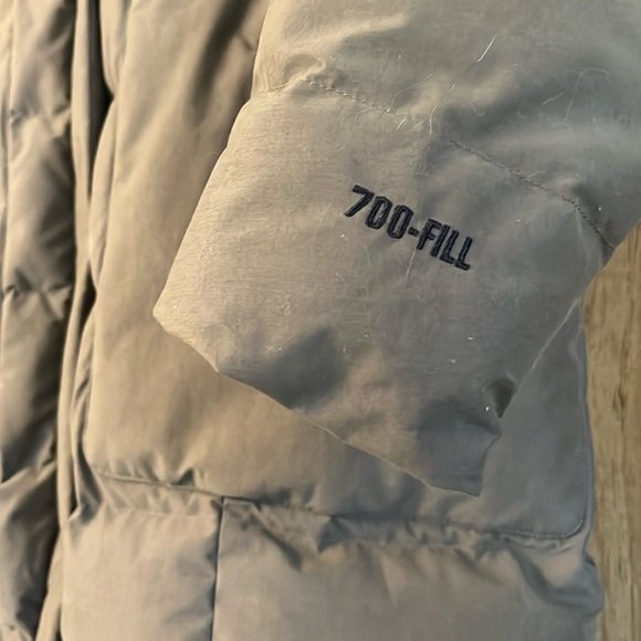 Marmot: Women's Down Coat with faux fur hood, Fill Power 700: Green: Size Small - Picture 6 of 11